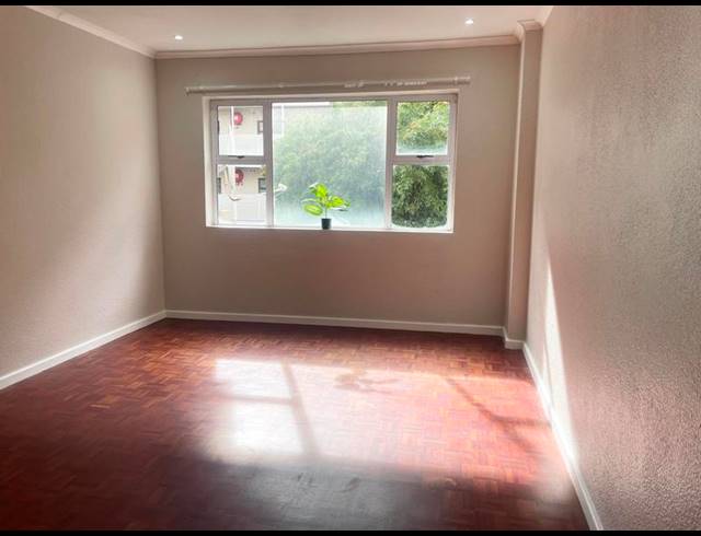 2 BEDROOM PROPERTY TO RENT IN KENILWORTH